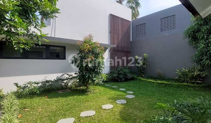 Rumah Dijual Modern di Tatar Ratnasasih Kota Baru Parahyangan