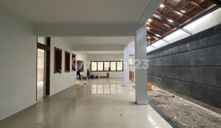Best Location! Sewa Ruang Usaha Sayap Riau - Luas & Siap Pakai