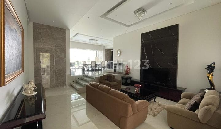Luxury House at Tatar Lokacitra Kota Baru Parahyangan