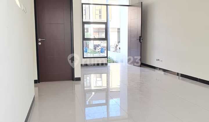 Rumah Baru di Taman Kopo Indah V Bandung