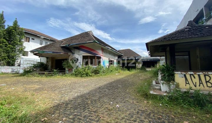Prime Location ! Hitung Tanah Saja di Sayap Dago Bandung