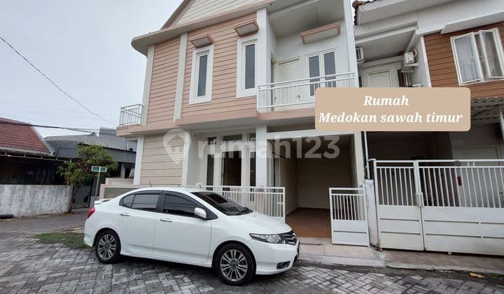 Rumah baru 2lantai medokan sawah timur dkt Alana medokan ayu, UPN