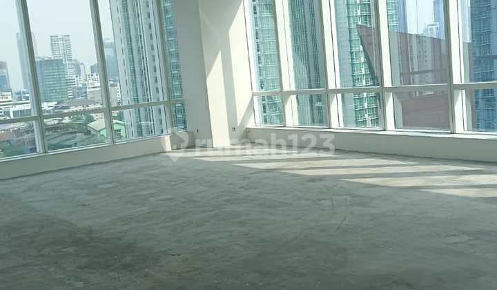 Office near Sudirman Dukuh Atas Station, Strategic Low Floor, Negotiable Until Deal