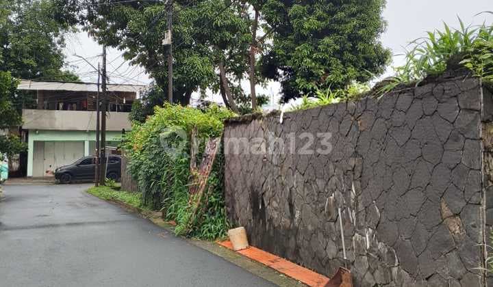 Tanah Dijual Kedoya Agave Hoek Dekat Tol Bagus Hadap Selatan Barat