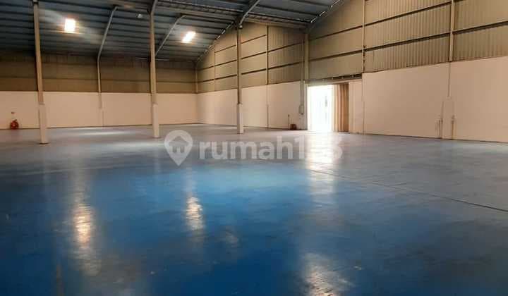 Gudang Disewa Cikarang Cibitung Lantai Epoxy Ceiling Tinggi Dekat Kawasan Industri 2100