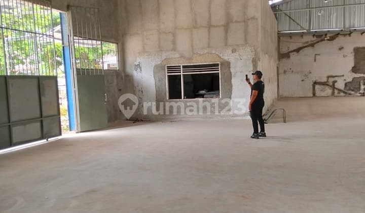 Gudang Disewa Di Cakung Jaktim Jakarta Timur Dekat Pelabuhan Tg Priok , Sunter , Pulo Gadung Penggilingan Tipar Cakung Bizpar Pulo Gadung Bizpark Sedayu Cakung