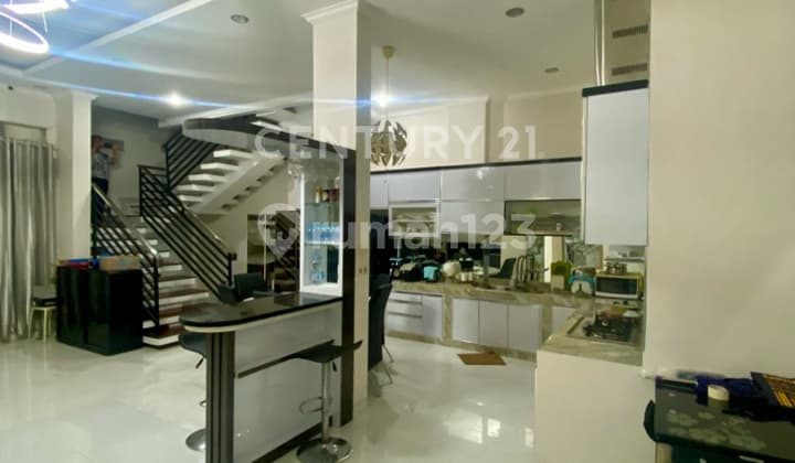 Rumah Di Palemsemi Kondisi Sangat Bagus Ada Ruang Karaokenya