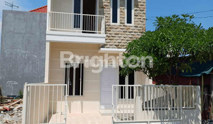 Gunung Anyar Rumah Baru Dekat Jalan Raya