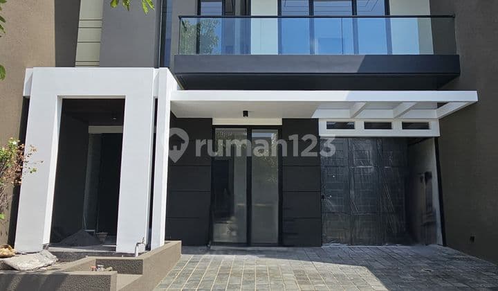 New House 4 Bedrooms All Ensuite Bathrooms