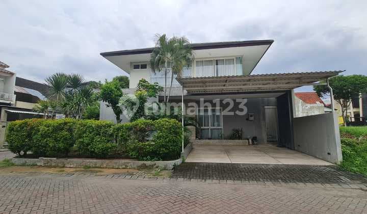 Rumah Minimalis Second Terawat, Dekat Gwalk