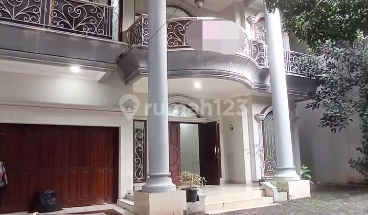 Area Senopati/SCBD Two-Story Building Suitable for Office/Business