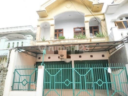HOUSE SUITABLE FOR BUSINESS, PEJATEN, BUSY LOCATION, 2.5 FLOORS