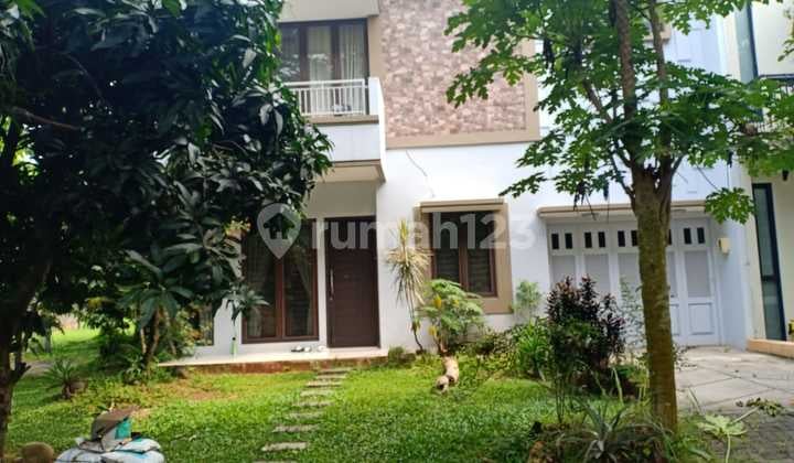 RUMAH CANTIK, BANGUNAN MANDIRI DI FORESTA
