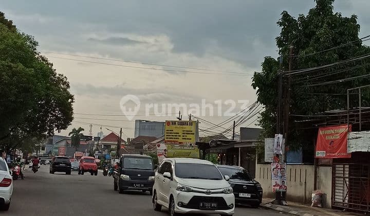 Suitable for Business, Nusaloka Roadside Property Must Sell Fast, Rarely Available, Quick & Cheap Sale on Nusaloka Main Road. Ideal for Business, Office, Restaurant, Shop, Boarding House, etc.