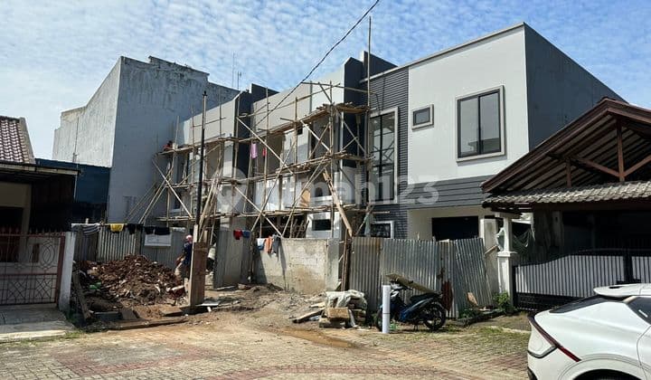 3unit Rumah Baru Griyaloka, 2 Lantai Luas Di Atas 127 M Lebih Bsd