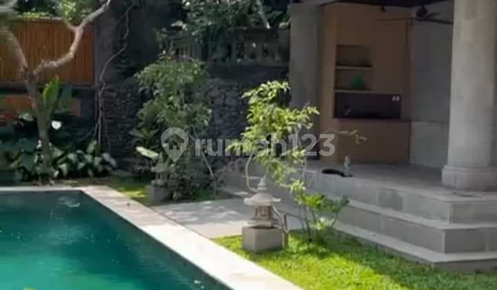 Villa Di Sanur Bali, Siap Huni Luas Tanah 945 M² Shm