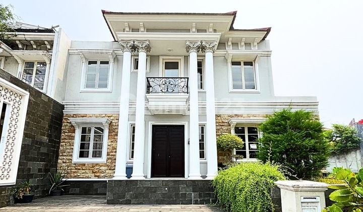 For Sale Luxury House in Oakwood Residence Lippo Cikarang - Area 448 m², Exclusive Neighborhood