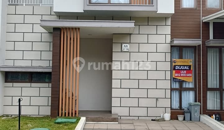 Two-Story House Near Citra Raya Mall