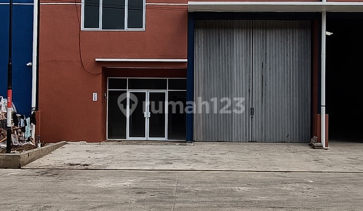 Gudang Industri dan Logistik
