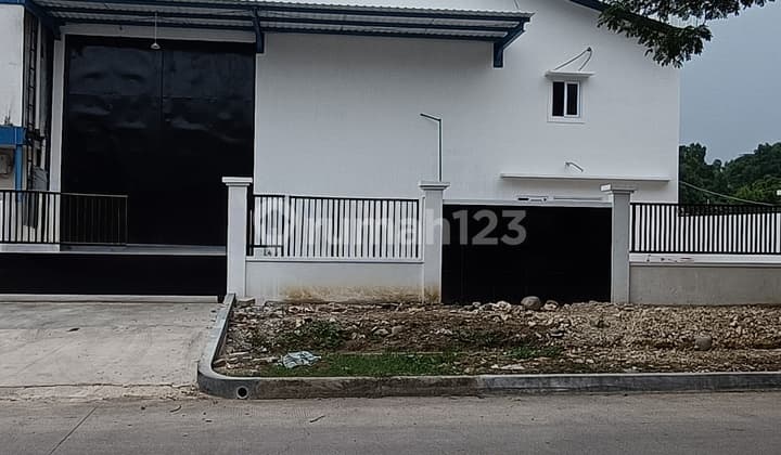 Gudang Di Kawasan Lippo Cikarang