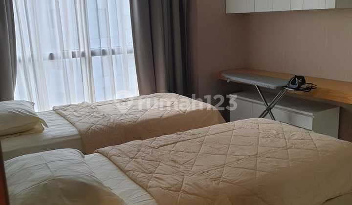 Apartemen 1 Park Avenue 2+1 Bedroms Floor Middle View Pool Best Location Unit Jakarta Gandaria Mall