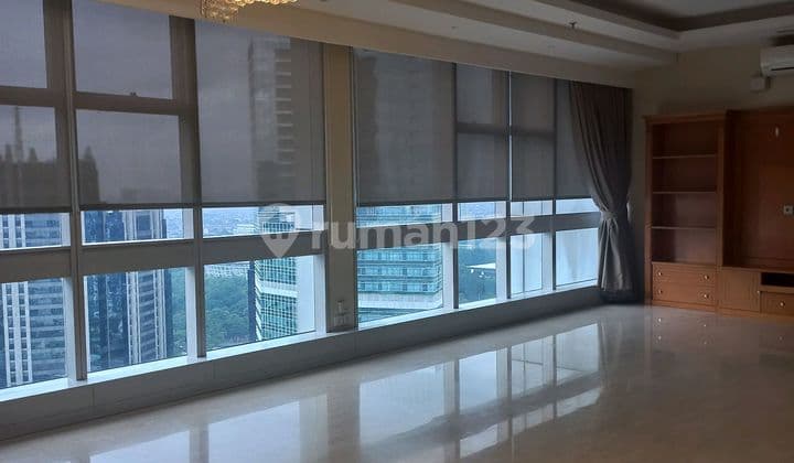 Capital Residence Apartemen 4 Bedroms (size 300 Sqm Tower 2 ) Highfloor Bestprice