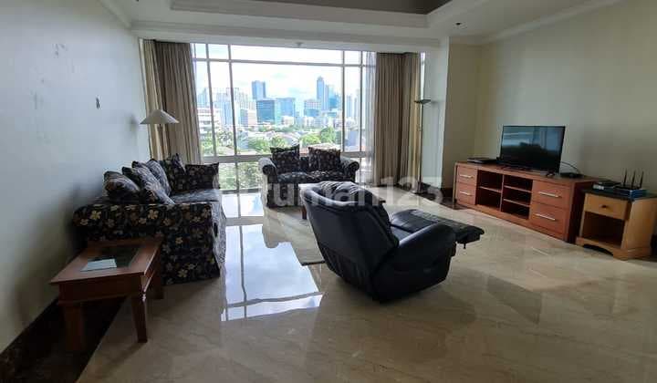 Rent /jual 3 Bedroom Apartemen Four Seasons Residences