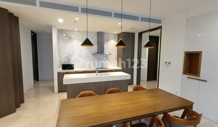 Unit Luas 230 Meter Persegi di Apartemen Verde Two – Hunian Modern untuk Profesional Internasional