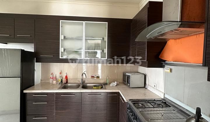 Senayan Residence Apartment, 2 Bedrooms, Mid Floor in Jakarta, Best Price & View.