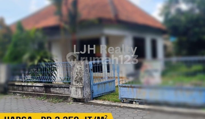 Lokasi Kh Muhdi ke Timur. Utara Hotel Diamond, Jl. Solo (Dalam Ring Road)