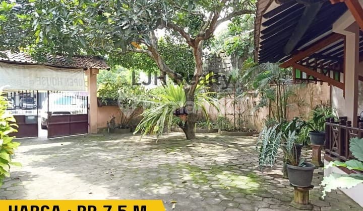 Dijual Rumah Asri Dan Halaman Luas, Pinggir Jalan Ring Road Timur (Maguwo)