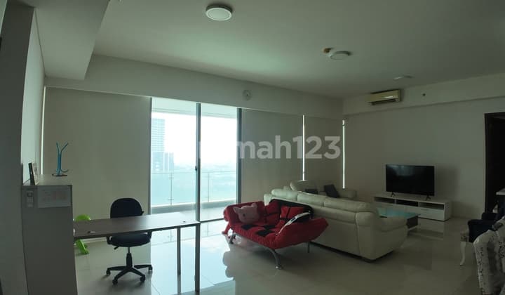 APARTMENT ST MORITZ PENTHOUSE HIGH FLOOR 4 BEDROOM FULL FURNISHED SIAP HUNI