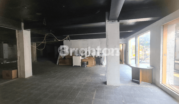 GEDUNG LANTAI 1 KEBAYORAN BARU DEKAT MELAWAI LOKASI STRATEGIS ADA LIFT