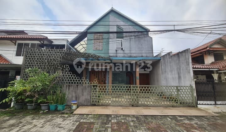 RUMAH 2 LANTAI HANG LEKIR SEMI FURNISHED EX KANTOR SIAP HUNI STRATEGIS DEKAT MALL