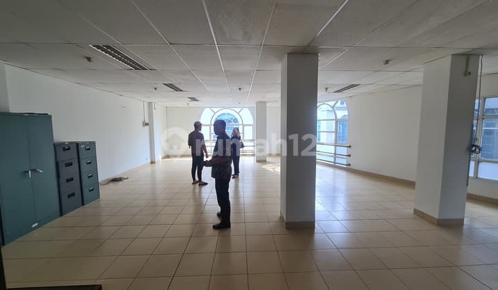 RUKO 4 LANTAI HOEK KEBON JERUK BUSINESS PARK EX KANTOR SIAP HUNI
