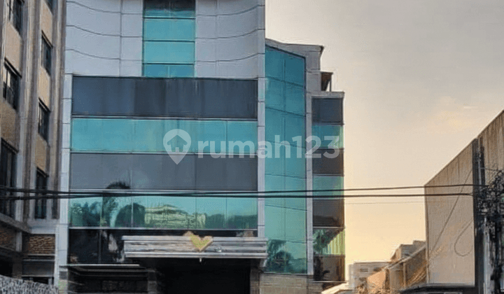 Gedung Mini Building 4 Lantai Hoek Cideng Semi Furnished Ada Lift Parkir Luas