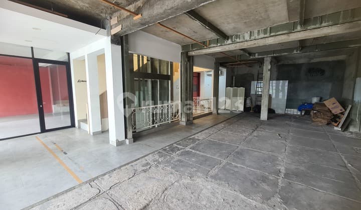 Ruko Ruang Usaha Lantai 2 Plaza Pondok Indah Siap Huni Ada Lift