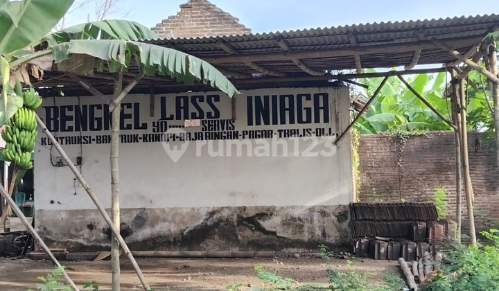 Tanah Dan Bangunan Di Depan Puskesmas Nogosari Lumajang
