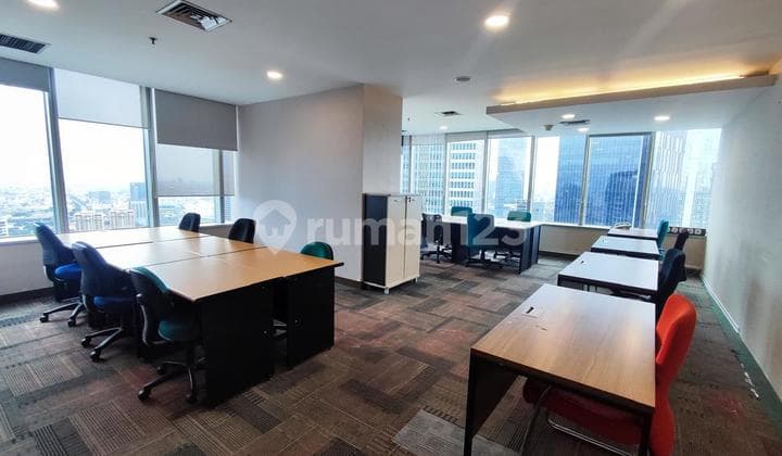 Kantor Area Mega Kuningan di The East 16Pax Dekat LRT