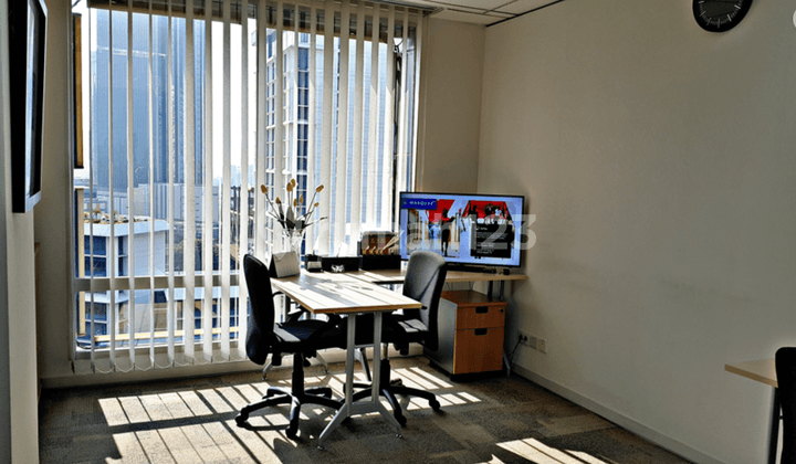 Kantor Unit Furnished 6 Pax di Mayapada Tower Dekat MRT