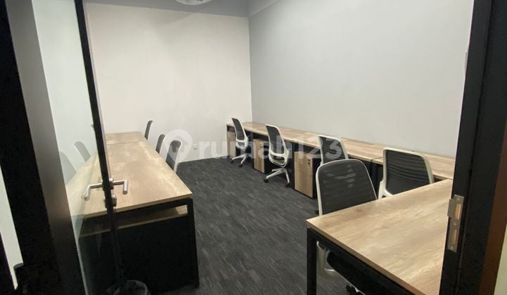 Kantor Unit Furnished 8 Pax di The Plaza Thamrin Dekat MRT