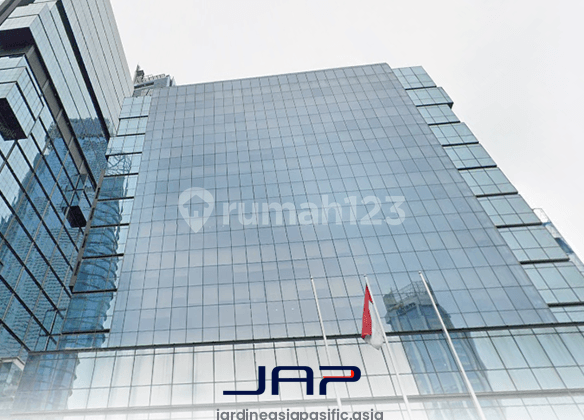 Kantor Area Thamrin di Plaza Galeon Luas 495 Sqm Bare