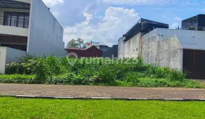 Kavling Dijual Hadap Taman Harga Menarik di Villa Melati Mas