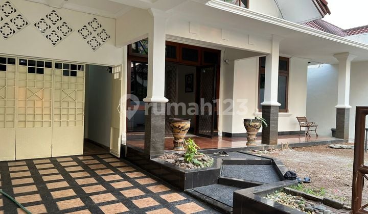 House For Sale In Villa Melati Mas, Good Condition, Ready to Occupy