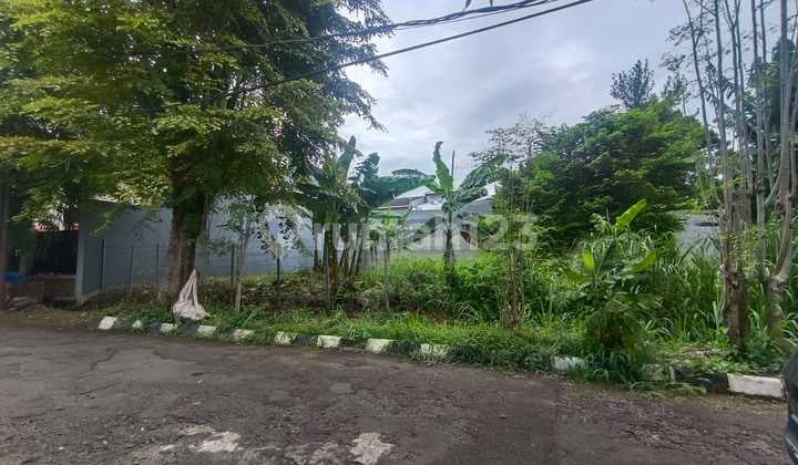 Land for Sale, Beautiful and Green in Serpong, Villa Melati Mas