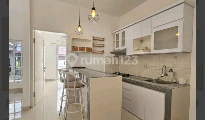 Rumah Rapu Terawat 2 Lantai Di Catalina Gading Serpong