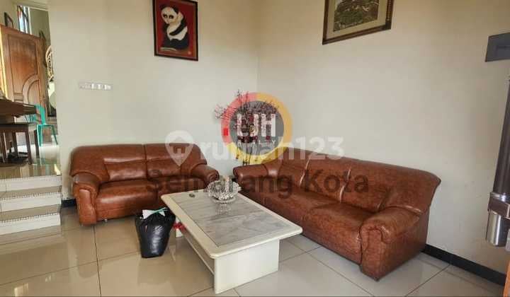 Rumah mewah di Gombel Permai
