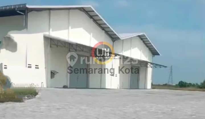 Gudang di daerah Sayung