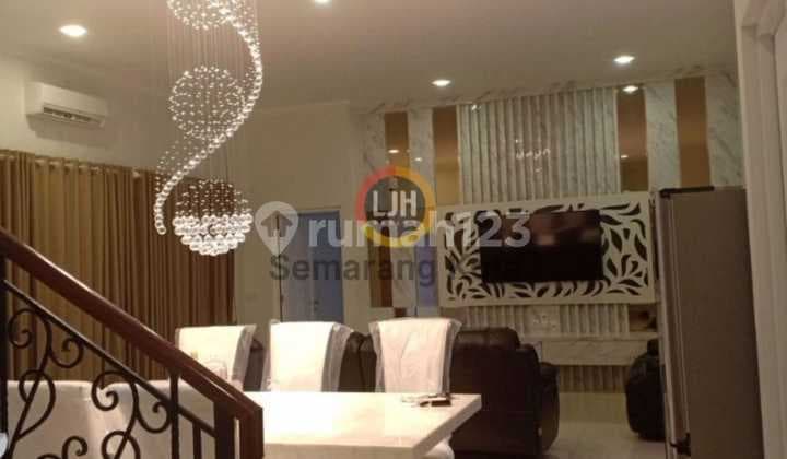 Rumah Mewah di Daerah Seteran