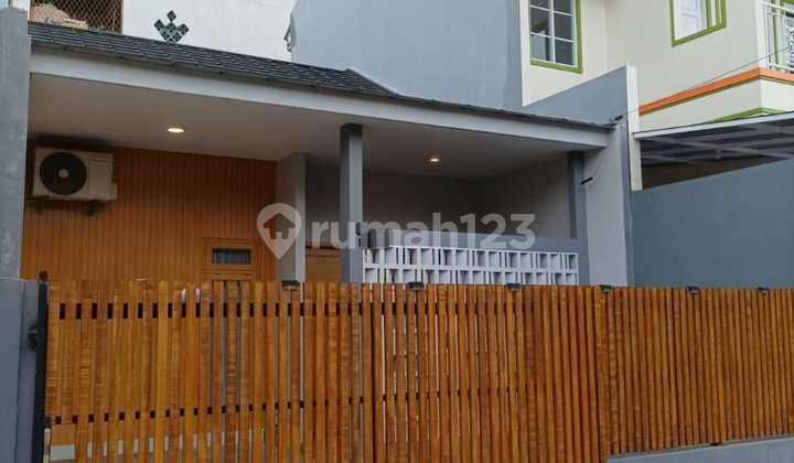 Rumah Bagus Unfurnished SHM Duta Harapan, Bekasi